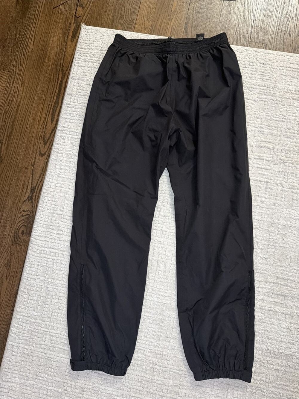 LL Bean Outdoors Mens Insulated Pants - Size Medium - Black